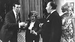 Toto je nejvtipnější komedie 20. století. Kdo ji neviděl, je ostuda všech Čechů