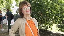 Jak bydlí Petra Černocká: Útulný řadový dům s duší i zahrádkou