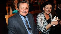 Poznáte osudovou lásku herce Svatopluka Skopala? Jsou spolu 43 let a je také známá herečka