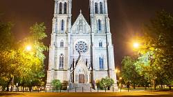 Netflix právě natáčí v Praze na náměstí Míru