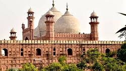 Kdo si zítra ve 20:00 nezapne Prima Max, prošvihne životní šanci. Poběží bezkonkurenčně nejlepší bondovka všech dob