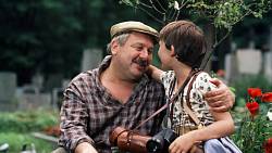 Kvíz: Všechny tyhle klasické české filmy jste viděli 100x. Přesto jen 1 z 10 Čechů zodpoví všechny otázky správně