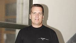 Zpěvák Julian Záhorovský si pořídil úchvatný dům. Nahlédněte dovnitř. Takhle by chtěl bydlet každý