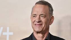 Tom Hanks natáčí nejšílenější film své kariéry. Tohle nepobere hlava ani nejotrlejším fanouškům
