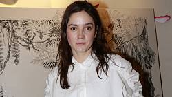 Tato herečka vypadá stejně dobře s krátkými i s dlouhými vlasy