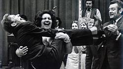 Zítra vysílá Nova Cinema nejvtipnější komedii všech dob. Růžičková kvůli ní vyhrála sázku a šampaňské teklo proudem