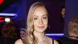 Anna Kadeřávková z Ulice slaví dnes narozeniny Anna Kadeřávková z Ulice slaví dnes narozeniny