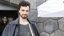 Drbárna ze ZOO: Po líbačce je u Viky v bytě atmosféra plná rozpaků. Ani u Adama to není moc dobré Drbárna ze ZOO: Po líbačce je u Viky v bytě atmosféra plná rozpaků. Ani u Adama to není moc dobré