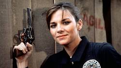 Policejní akademie: Podle kritiků ve filmu Kim Cattrall podala úplně nejlepší herecký výkon v kariéře