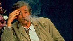 COLUMBO: zajímavosti o jednom z nejslavnějších detektivů. Baloňák měl z domova a kolegy mučil improvizací COLUMBO: zajímavosti o jednom z nejslavnějších detektivů. Baloňák měl z domova a kolegy mučil improvizací