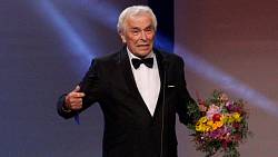 Celebrity pod lupou: Aloise Švehlíka na DAMU nevzali, nakonec tam vyučoval Celebrity pod lupou: Aloise Švehlíka na DAMU nevzali, nakonec tam vyučoval