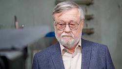 Doktor Hruška zachraňuje ZOO! Proč nechá nosorožci uříznout roh? Doktor Hruška zachraňuje ZOO! Proč nechá nosorožci uříznout roh?