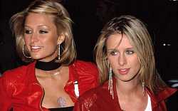 Růžovoučká Paris Hilton má na kontě několik hereckých cen. Moc ji ale nepotěšily Růžovoučká Paris Hilton má na kontě několik hereckých cen. Moc ji ale nepotěšily