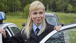 Policie Modrava: Jaroslava Stránská, která hraje postavu Lucie Krásenské, přišla za tragických okolností v mládí o dceru Policie Modrava: Jaroslava Stránská, která hraje postavu Lucie Krásenské, přišla za tragických okolností v mládí o dceru