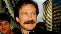 Byl králem bavičů, který si moc brzy vzal život. Robin Williams
