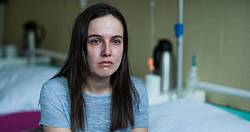 V úterý ve 20:15 se v Česku zastaví čas. Prima nasazuje trhák, který v kinech nekompromisně porazil Barbie i Oppenheimera