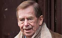 Film Havel aneb jak český prezident navrhl manželce a milence život pod jednou střechou
