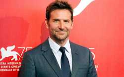 Bernstein (2021): Bradley Cooper právě pracuje na filmu o slavném hudebníkovi