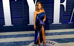 Recept na úspěch a mladistvý vzhled podle herečky, zpěvačky, tanečnice Jennifer Lopez, která nedávno oslavila 51 let Recept na úspěch a mladistvý vzhled podle herečky, zpěvačky, tanečnice Jennifer Lopez, která nedávno oslavila 51 let