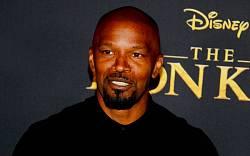 Django trochu jinak: Jamie Foxx se objeví na Netflixu v novém sitcomu Django trochu jinak: Jamie Foxx se objeví na Netflixu v novém sitcomu