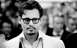 Karlík a továrna na čokoládu (2005): Hlavní roli chtěl Marilyn Manson a Johnny Depp je alergický na čokoládu (TV tip) Karlík a továrna na čokoládu (2005): Hlavní roli chtěl Marilyn Manson a Johnny Depp je alergický na čokoládu (TV tip)
