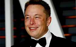 Podnikatel Elon Musk si zahrál v Iron Manovi, podívejte se na trailer Podnikatel Elon Musk si zahrál v Iron Manovi, podívejte se na trailer