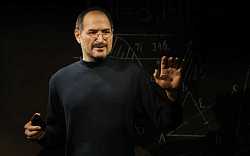 Steve Jobs (2015): Krutý despota či vášnivý technolog