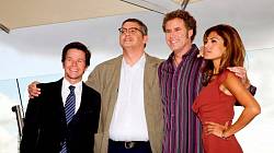 Netflix: Mark Wahlberg vs. Will Ferrell ve filmu „Táta je doma“, ale i sprosté panenky a zajímavý thriller