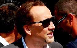 Nicholas Cage nás provede Dějinami nadávání Nicholas Cage nás provede Dějinami nadávání