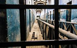 Nejdrsnější věznice světa (Brazílie): Jak si vedl "nastrčený vězeň" v zemi, kde dozorci střílí i kvůli ucpanému záchodu