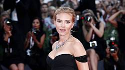 Herečka Scarlett Johansson žaluje Disney. Mohou za to streamy a smluvní podmínky