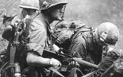 Tobruk: Herci museli film natáčet při 40 stupních Celsia. Historický snímek si nenechte ujít ve čtvrtek na Nova Cinema Tobruk: Herci museli film natáčet při 40 stupních Celsia. Historický snímek si nenechte ujít ve čtvrtek na Nova Cinema