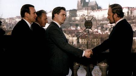 Komunistická propaganda ve své nejryzejší podobě: To byl seriál Gottwald