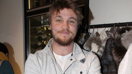 Zahrál si Macha od Šebestové i četníka Lásku. Dnes je hvězdou dabingu