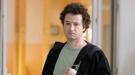 Ulice: Oblíbená postava zažívá krutý vnitřní boj. Diváci volají po nové lásce