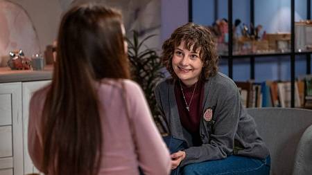 Ulice: Kristýna se hrne do trojky a diváci jsou znechucení