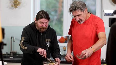 TV Barrandov přichází se silvestrovským programem. Pokud máte rádi Babicu, bude pro vás