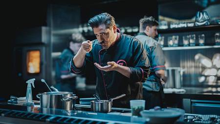 Nový český film: Vojta Kotek v nejlepší formě. Jenže kde jsou hranice lidských sil