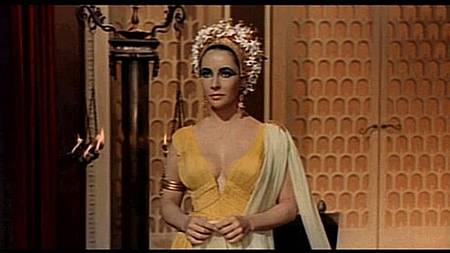 Kleopatra Hollywoodu: Osm manželství, nekonečná vášeň a osud ženy, která si spletla lásku s rolí