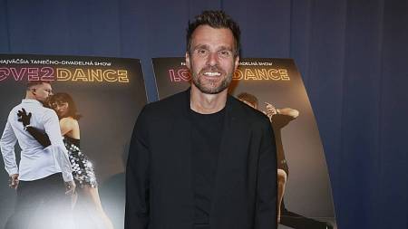 Jak bydlí Leoš Mareš: Penthouse, který by klidně mohl hrát hlavní roli v hollywoodském filmu