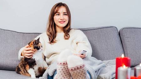 Zítra večer zůstaňte doma. Televize Seznam vysílá pecku z osmdesátek se dvěma nejkrásnějšími českými herci historie