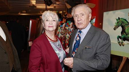 Tohle je nejvěrnější český herecký pár všech dob. Jsou jako hrdličky už téměř 60 let