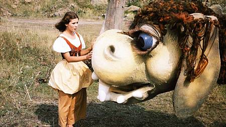 Chyby v pohádce Za humny je drak. Největší průšvih se odehrává za okny královy ložnice