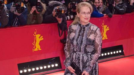 Ďábel nosí Pradu 2 má trailer. Vypadá, že překoná jedničku, namlsá tak, že do dubna nevydržíte