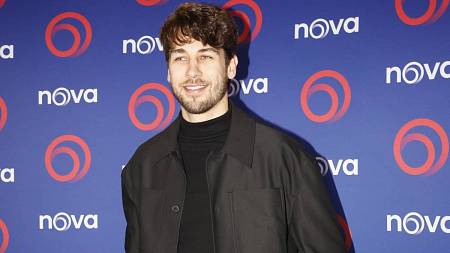 Herec z Jedné rodiny míří do reality show Survivor. Doma mu bude fandit peruánská manželka