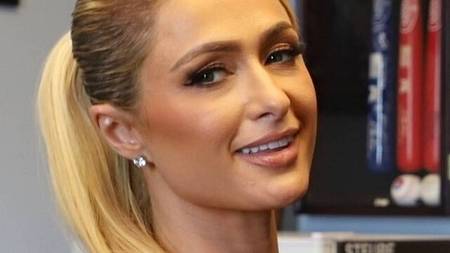 Jak Paris Hilton položila základy pro vydělávající influencery: „Jen jsem si žila svůj život a paparazzi sledovali každý můj krok“