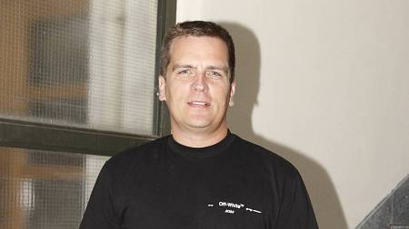 Zpěvák Julian Záhorovský si pořídil úchvatný dům. Nahlédněte dovnitř. Takhle by chtěl bydlet každý