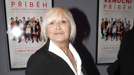 Úžasný dům herečky Hany Čížkové v pražských Košířích: Za 30 let zbudovala bílý ráj, kde se bouralo a stavělo za pochodu. Nahlédněte