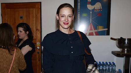 Tahle kráska z kriminálek má velkou rodinu, ačkoliv stále vypadá jako holčička