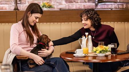 Do Ulice přichází nová postava. Diváci jsou nadšení a rozplývají se nad její roztomilostí